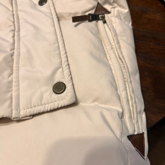Lauren Ralph Lauren Tan/Cresm Puffer Jacket with Faux Fur Trim minor flap defect - Picture 11 of 14